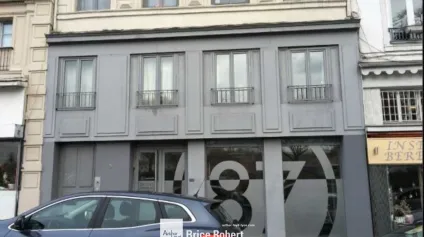 Bureaux à louer en rez de chaussée Lyon 7ème quartier dynamique et central - Offre immobilière - Arthur Loyd