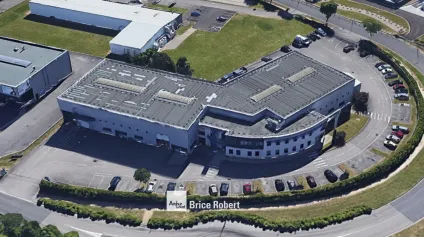 Location entrepôt ou site industriel à Mions avec accès autoroute et quais - Offre immobilière - Arthur Loyd