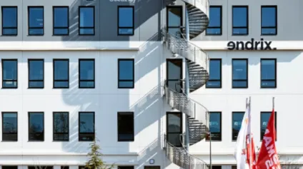Bureaux à louer à Saint-Priest immeuble récent avec excellente visibilité - Offre immobilière - Arthur Loyd