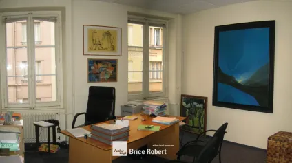 Bureaux à louer à Lyon 6ème dans un ancien immeuble de caractère - Offre immobilière - Arthur Loyd