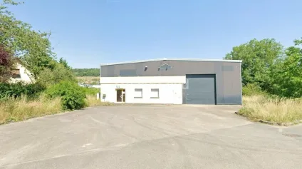 LOCAL D'ACTIVITE - ENTREPOT à LOUER de 645 m² - Offre immobilière - Arthur Loyd