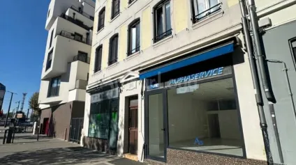 LOCAL COMMERCIAL à VENDRE de 189 m² - Offre immobilière - Arthur Loyd