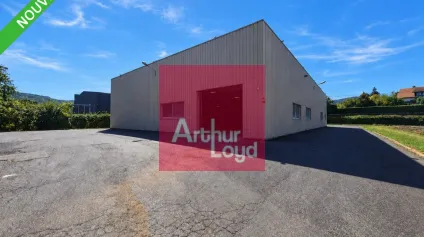 ROMAGNAT A LOUER LOCAL ACTIVITE 644 M² + MEZZANINE - BATIMENT INDEPENDANT - - Offre immobilière - Arthur Loyd