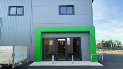 LA RÉORTHE - LOCAL D'ACTIVITÉ / BUREAU À LOUER - Offre immobilière - Arthur Loyd