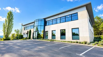 EUROPARC DE PICHAURY - BUREAUX À LOUER ET PARKINGS PRIVATIFS - Offre immobilière - Arthur Loyd