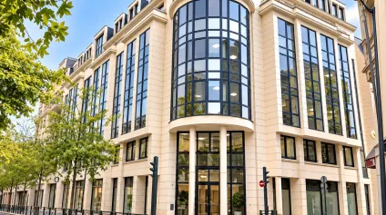 Bureaux à louer Bourg-la-Reine immeuble indépendant sur Nationale 20 - Offre immobilière - Arthur Loyd