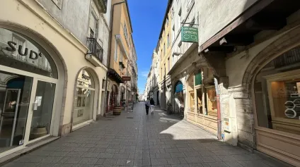 Chalon sur Saône- Local commercial de 97 m² en rues pietonnes - Offre immobilière - Arthur Loyd