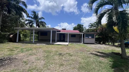 LOCAL COMMERCIAL DE 70 M2 A SAINTE LUCE - Offre immobilière - Arthur Loyd