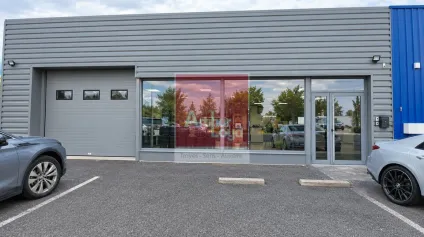 A louer - Local Commercial - Sens - Offre immobilière - Arthur Loyd