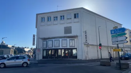 Locaux commerciaux à vendre à PONT AUDEMER 27500 - Offre immobilière - Arthur Loyd