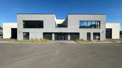 Bâtiment inpendant d'activités à LOUER - ZAC LES VERGERAS, à SAINT ESTEVE JANSON<br /> - Offre immobilière - Arthur Loyd