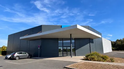 Local commercial à louer - Biganos - 1 771 m² avec surface de vente et stockage - Offre immobilière - Arthur Loyd