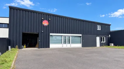 LOCAUX - A LOUER - NANTES EST - ENTREPOT - 340 m² - Offre immobilière - Arthur Loyd