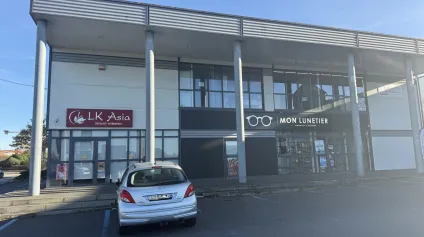 À LOUER - BUREAUX CLIMATISÉS SITUÉS À REZÉ - Offre immobilière - Arthur Loyd