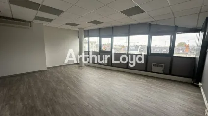  TOURS HYPER CENTRE BUREAUX A VENDRE DE 77 M² AVEC POSSIBILITE DE 2 PARKINGS - Offre immobilière - Arthur Loyd