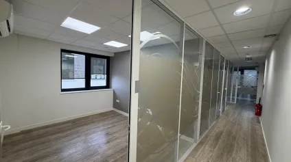 BUREAUX À LOUER - 165 M2 - COMPIÈGNE - ZAC MERCIÈRES - Offre immobilière - Arthur Loyd