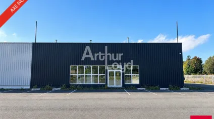 ROUTE DU MEUBLE - LOCAL COMMERCIAL A LOUER - Offre immobilière - Arthur Loyd