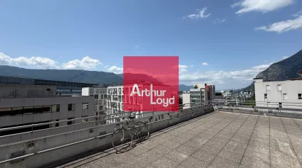 Bureaux à louer - Grenoble Gare - Etage élevé - Offre immobilière - Arthur Loyd