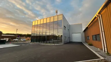 Local d'activité à vendre à Aigrefeuille-sur-Maine bâtiment neuf avec mezzanine - Offre immobilière - Arthur Loyd