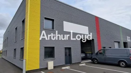 <br />Local d'activité à Bretteville Sur Odon - 198 m²<br /> - Offre immobilière - Arthur Loyd