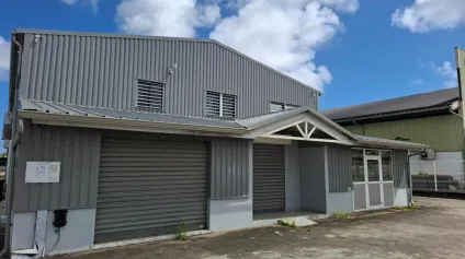 A LOUER - Local commercial / Bureaux 128,45 - RDC - Offre immobilière - Arthur Loyd