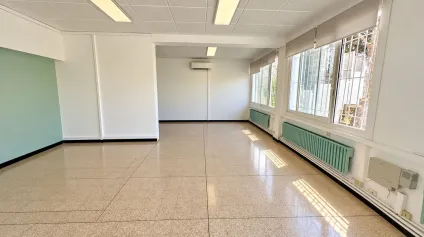 BUREAUX À LOUER À LUYNES - Offre immobilière - Arthur Loyd
