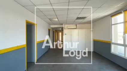 Plateau de bureaux de 260 m² - Centre ville de Gigean - Offre immobilière - Arthur Loyd