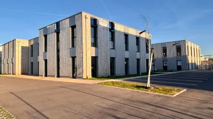 Bureaux à louer à Glisy surfaces modulables emplacement premium parking - Offre immobilière - Arthur Loyd