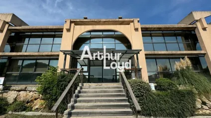 Bâtiment indépendant de 1250 m² à la vente - Sophia Antipolis - Offre immobilière - Arthur Loyd
