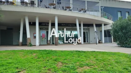 LOCATION PURE - CELLULE COMMERCIALE - EMPLACEMENT N°1 QUARTIER D'AFFAIRES SOPHIA ANTIPOLIS AVEC TERRASSE POUR RESTAURATION - Offre immobilière - Arthur Loyd