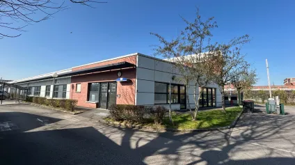 A LOUER - BUREAUX - 560 M2 - SAINT-QUENTIN - Offre immobilière - Arthur Loyd