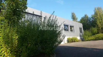 LOCAL D'ACTIVITE - ENTREPOT à LOUER de 810 m² - Offre immobilière - Arthur Loyd