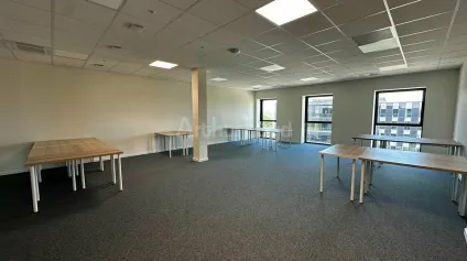 BUREAUX à LOUER de 390 m² - Offre immobilière - Arthur Loyd
