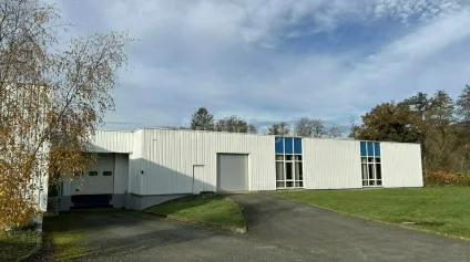 LOCAL D'ACTIVITE - ENTREPOT à LOUER de 1428 m² - Offre immobilière - Arthur Loyd