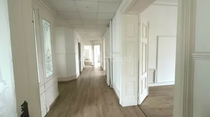 BUREAUX à LOUER de 523 m² - Offre immobilière - Arthur Loyd