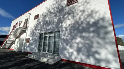 Entrepôt à Louer - Perpignan - 380 m2 - Visibilité exceptionnel - Offre immobilière - Arthur Loyd