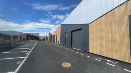 Locaux d'activités à vendre - Capiscol - Offre immobilière - Arthur Loyd