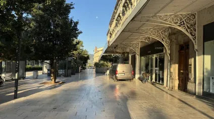 Local commercial à louer centre ville Valence, visibilité optimale, mezzanine - Offre immobilière - Arthur Loyd