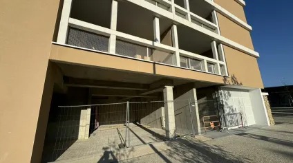 Locaux commerciaux à vendre à Valence dans résidence neuve, secteur en développement - Offre immobilière - Arthur Loyd