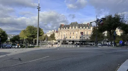 Location local commercial Valence, visibilité optimale sur les boulevards - Offre immobilière - Arthur Loyd