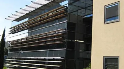 Bureaux à louer à Avignon extra muros avec fibre optique et grand parking - Offre immobilière - Arthur Loyd