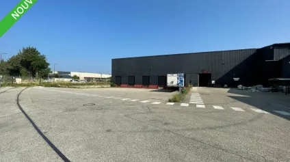 Entrepôt logistique à louer à L'Isle-sur-la-Sorgue avec quais niveleurs - Offre immobilière - Arthur Loyd