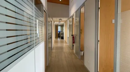 Bureaux à louer à Avignon sud dans AGROPARC, accès rapide A7, douche, salle de repas, parking - Offre immobilière - Arthur Loyd