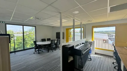 BUREAUX A VENDRE AVIGNON AGROPARC - Offre immobilière - Arthur Loyd