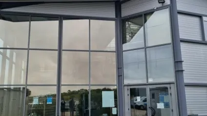 SAINT-PAUL-TROIS-CHÂTEAUX - A LOUER BÂTIMENT INDÉPENDANT DE BUREAUX SUR DEUX NIVEAUX AVEC ATELIER - Offre immobilière - Arthur Loyd