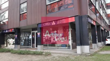CLERMONT-FERRAND SECTEUR BERTHELOT BUREAUX 248 M² A LOUER - Offre immobilière - Arthur Loyd