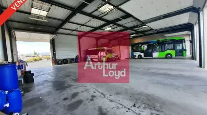 RIOM ZI A VENDRE LOCAL ACTIVITÉ 790 M² - PARCELLE 6900 M² - Offre immobilière - Arthur Loyd