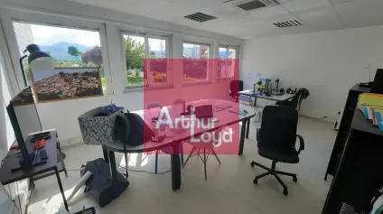 A LOUER BUREAUX 100M² CLERMONT FERRAND - Offre immobilière - Arthur Loyd