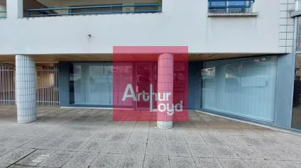 LOCAL PROFESSIONNEL 67 M² CLERMONT-FD A LOUER - Offre immobilière - Arthur Loyd