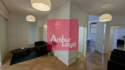 A LOUER BUREAUX 180 M² CLERMONT-FERRAND CENTRE - Offre immobilière - Arthur Loyd